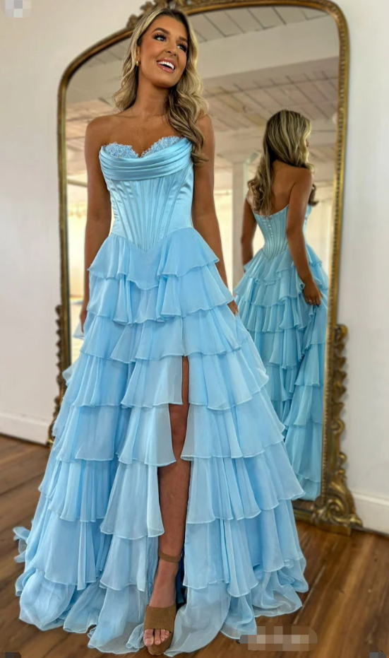 A-Line Sweetheart Sleeveless High Split Stripe Appliques Lace Prom Dress Formal Gowns with Train