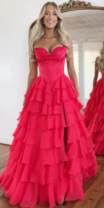 A-Line Sweetheart Sleeveless Floor-Length Pleated Lace Stripe Prom Dress with High Slit Formal Gown
