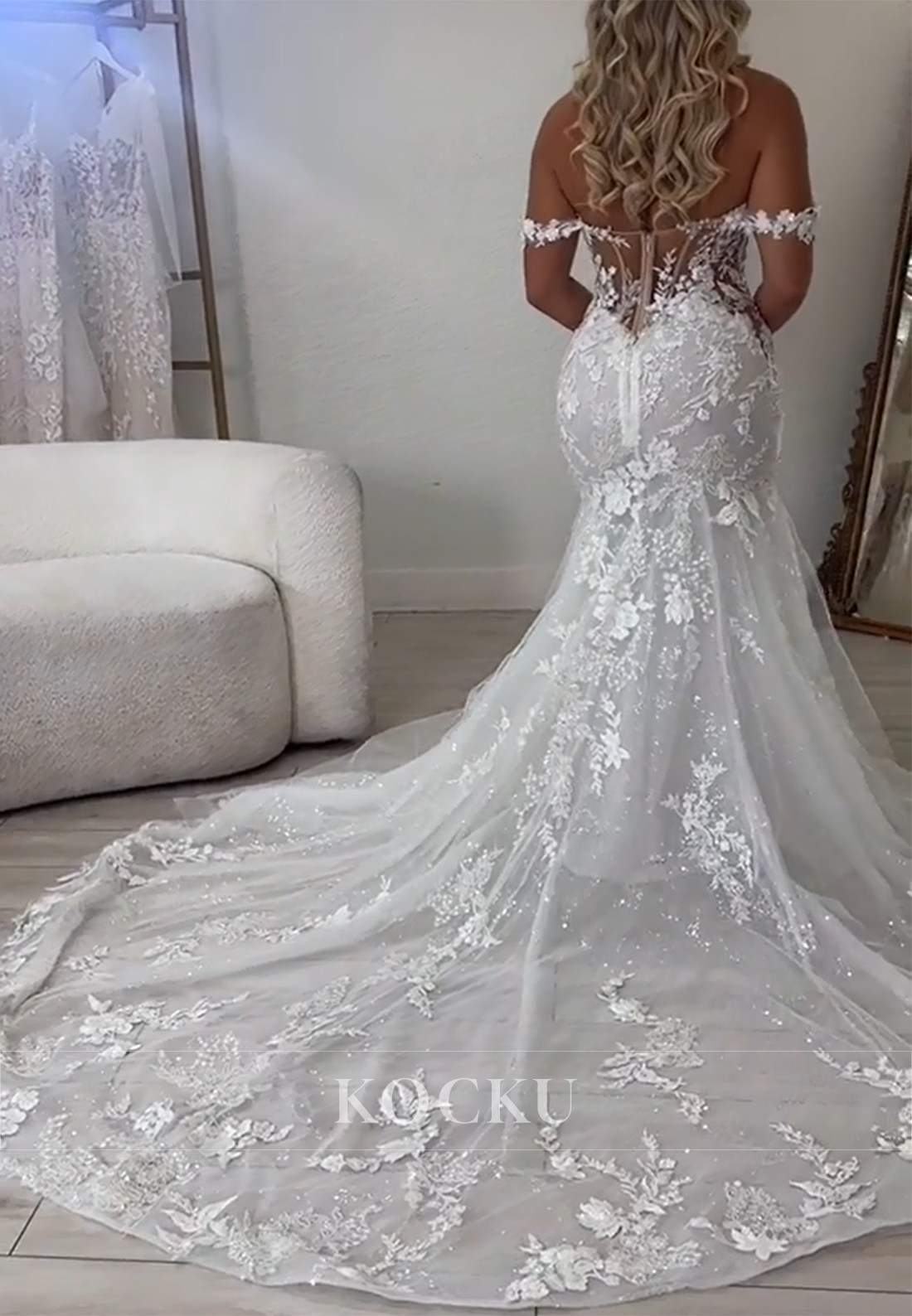 Sparkling Off the Shoulder Appliques Lace Trumpet Wedding Dresses