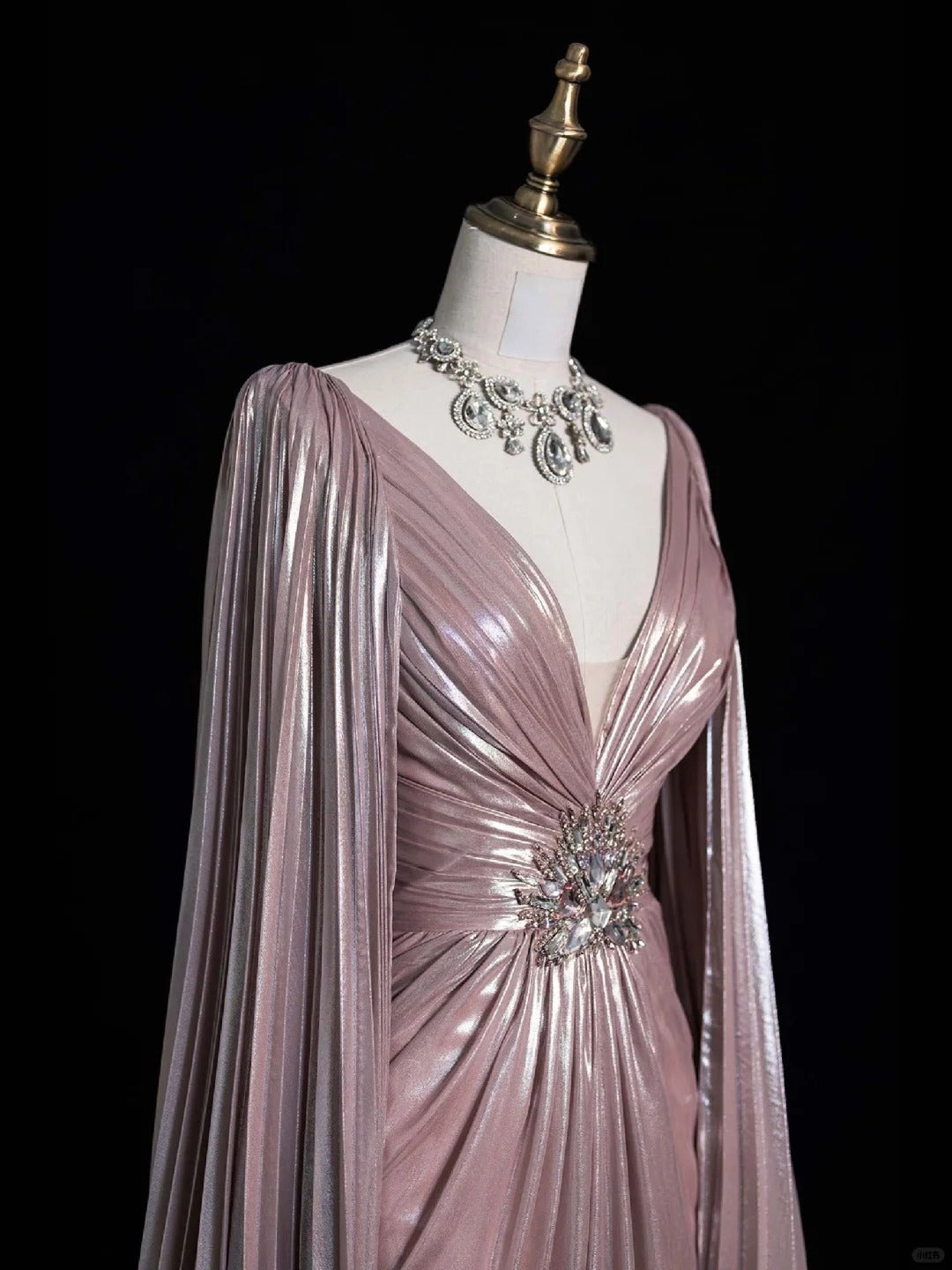 Luxury A-line Evening Prom Dress Long Sleeve V-neck Shiny Custom Made Party Gowns fg7452