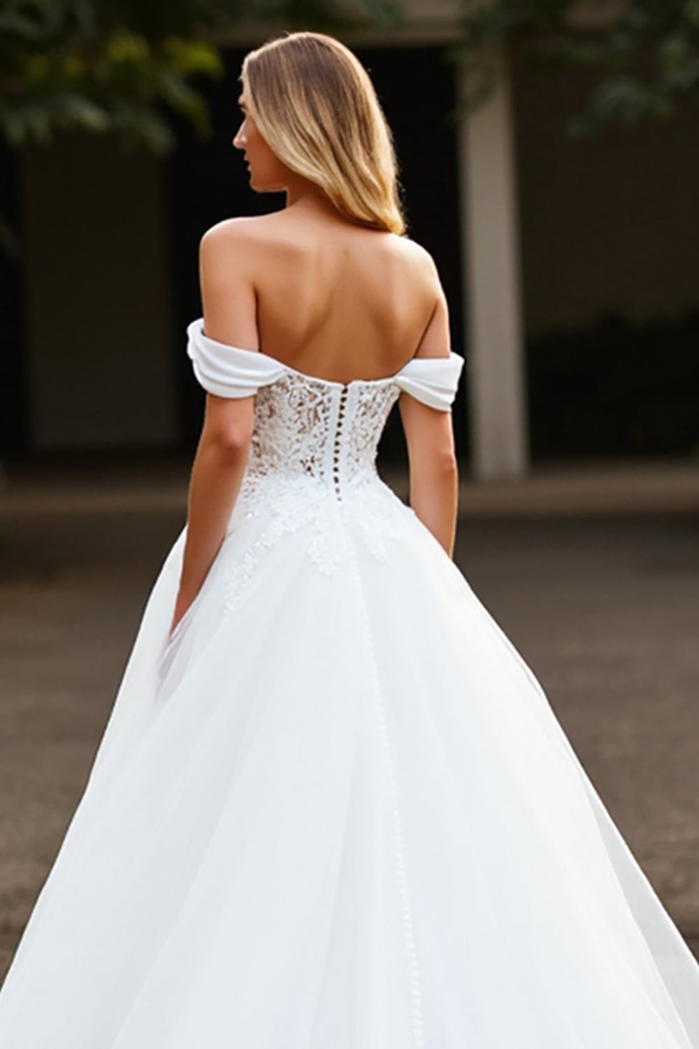 White A Line Tulle Boho Sweep Train Wedding Dress with Slit