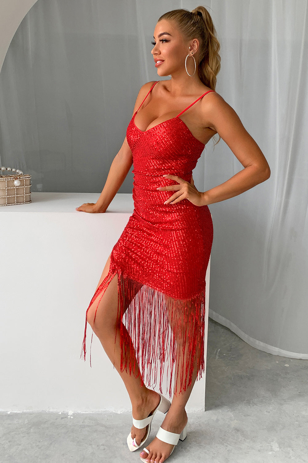 Burgundy Sparkly Sequins Short Homecoming Dress with Fringes