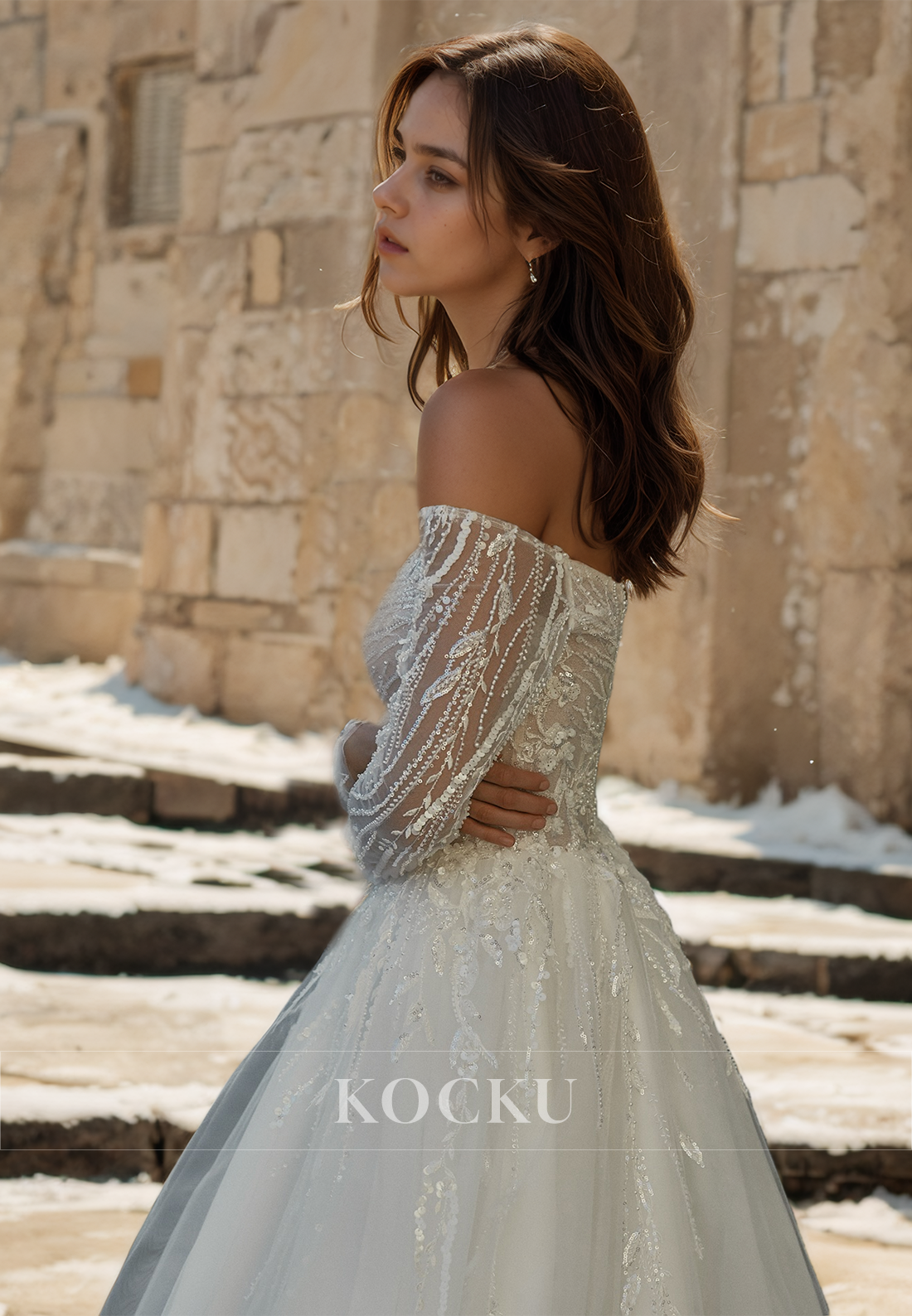 A-Line Sweetheart Long Sleeves Train Sheer Beads Lace Wedding Dress Bridal Gowns with Appliques