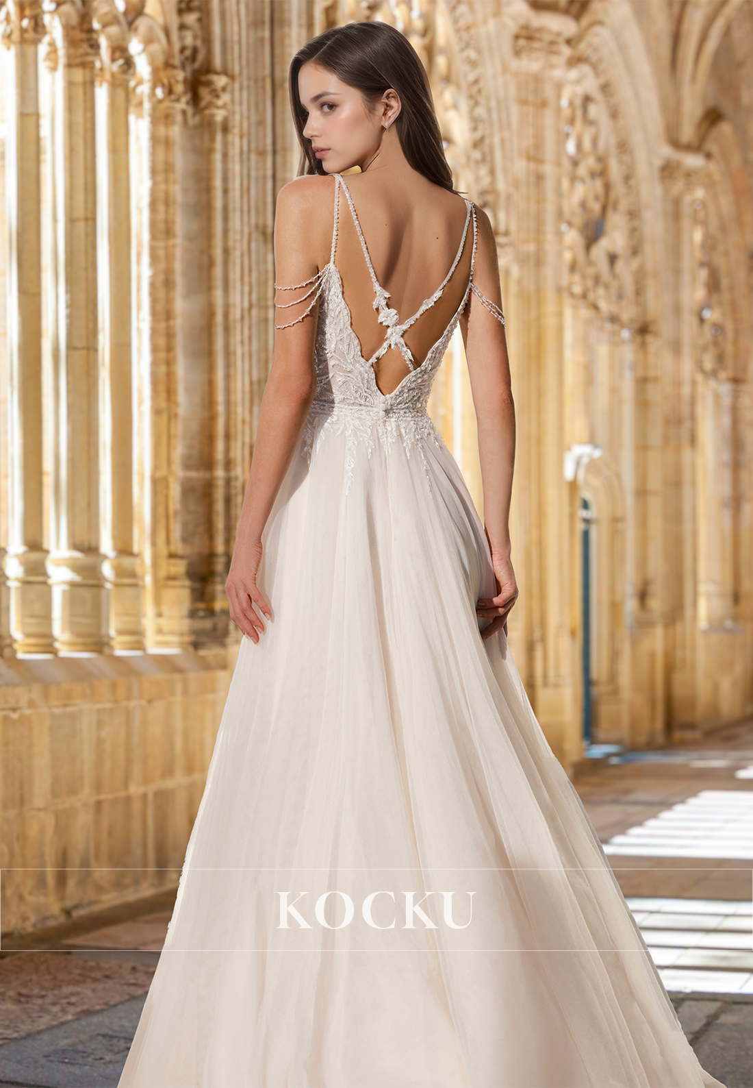 Plunging V-Neck Spaghetti Straps A-Line Appliques Lace Beach Wedding Dress Boho Gown with Slit