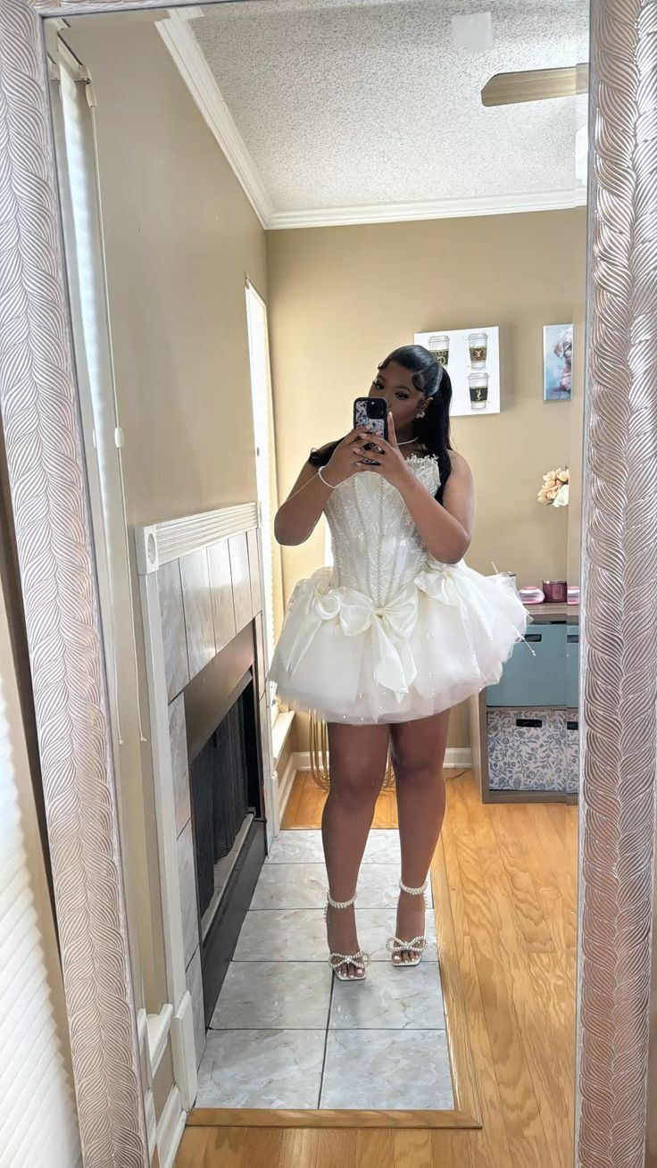 White Strapless A-Line Tulle Birthday Outfits Short Party Dress Classy Graduation Homecoming Dress S498