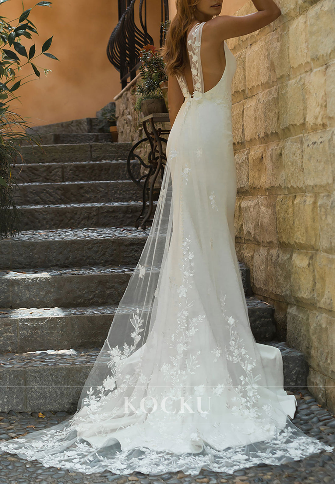 Plunge Neckline Mermaid Wedding Dress with Open Back & Detachable Embroidered Tulle Train