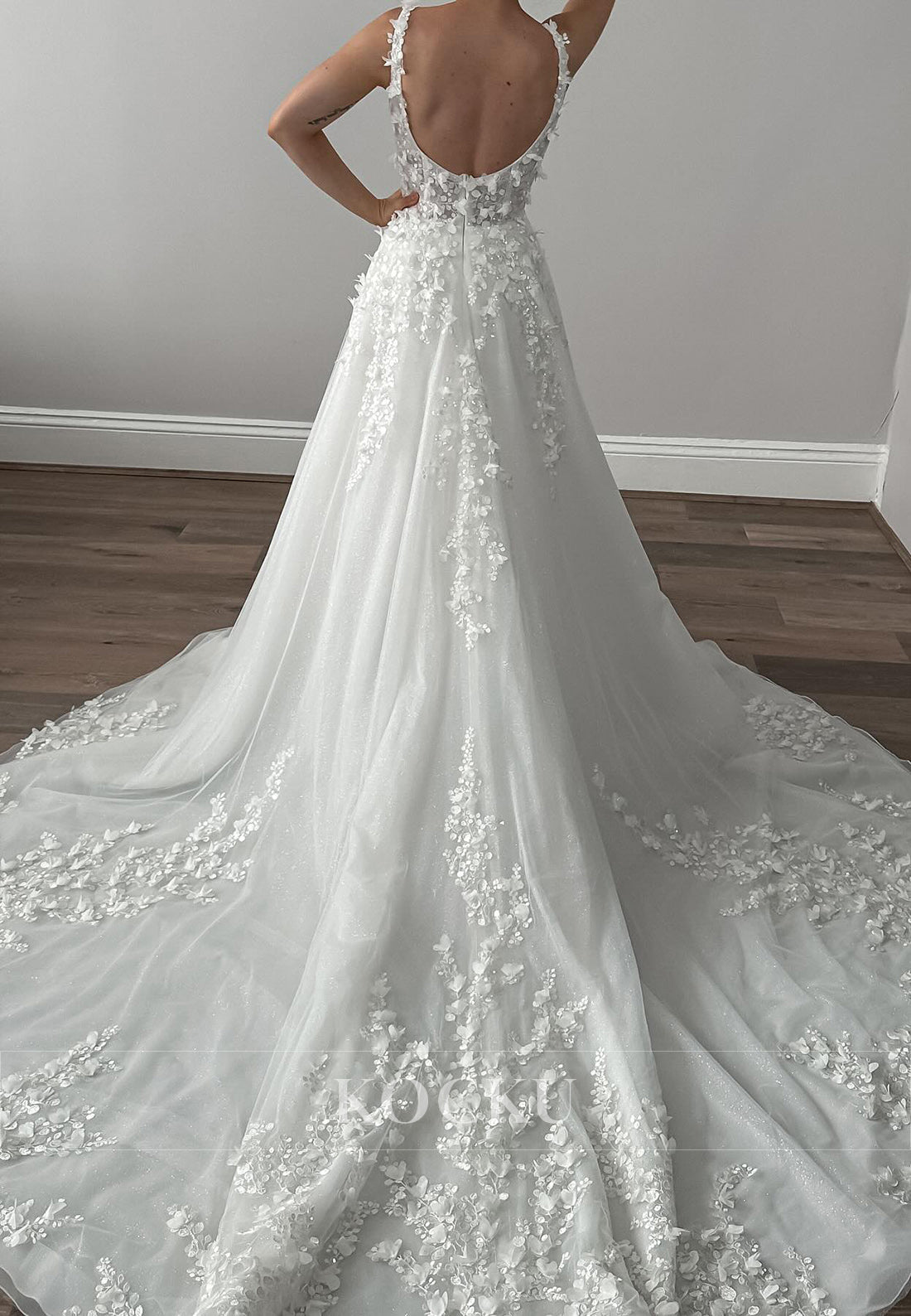 Sweetheart Backless Tulle Ball Gown Wedding Dress with 3D Floral Appliqués & Train