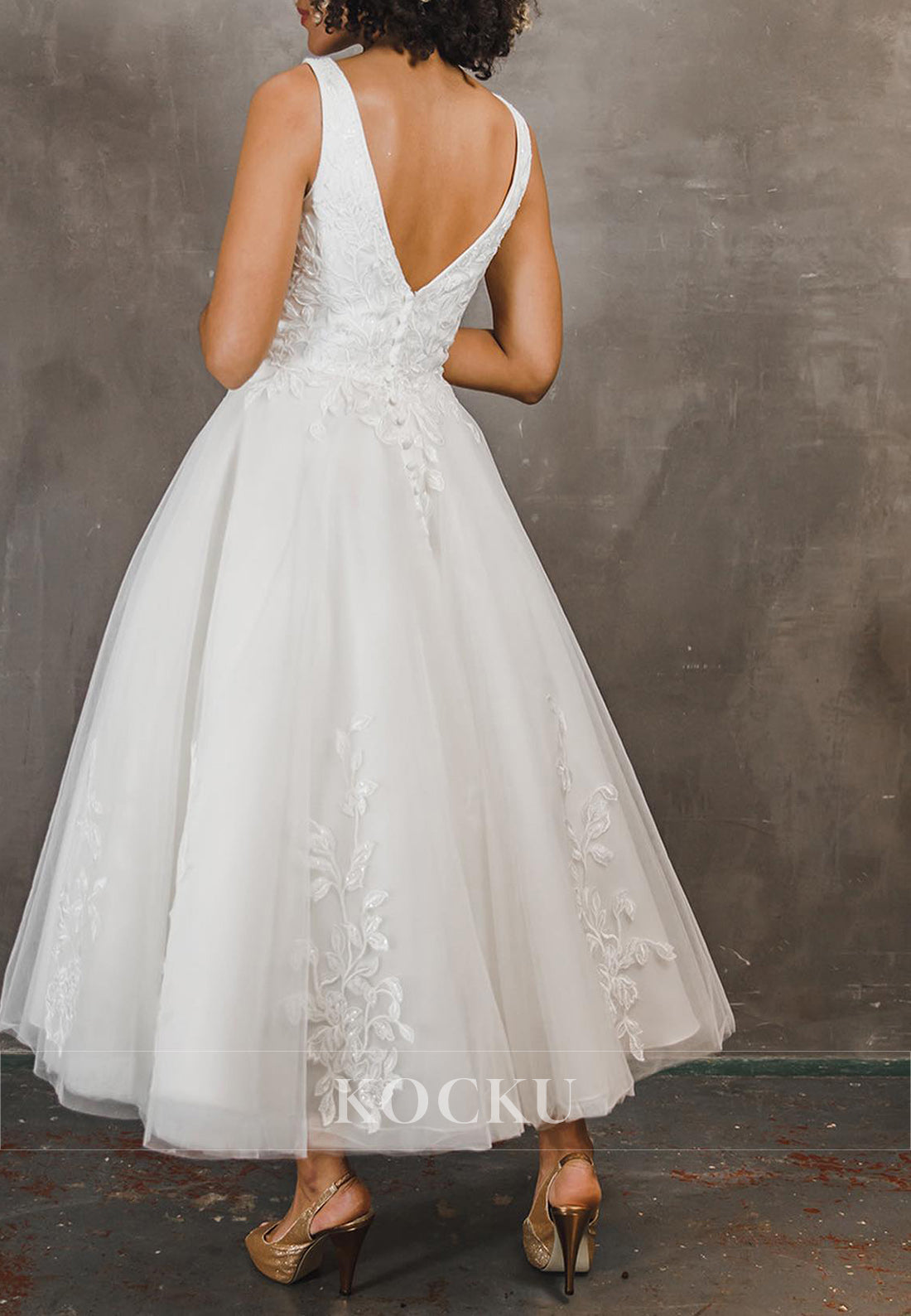White Appliques V-Neck Backless Tulle A-Line Ankle-Lenght Wedding Dress