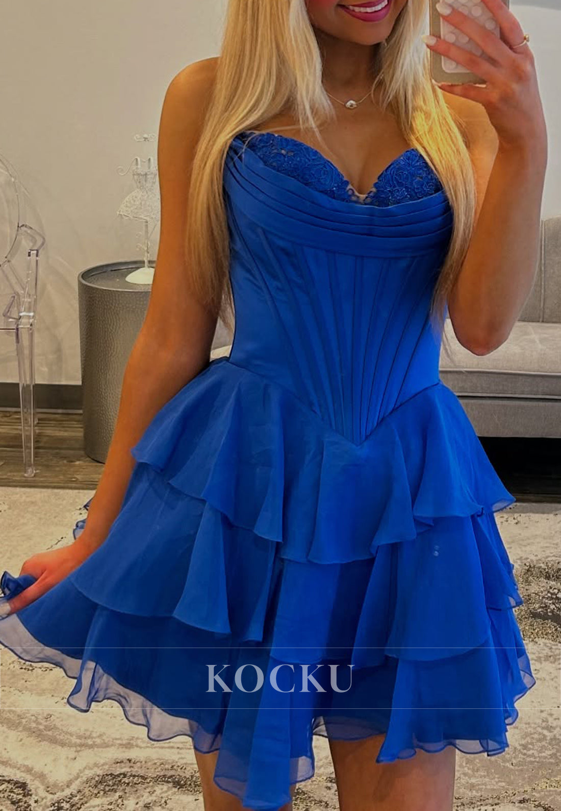 A-Line Sweetheart Strapless Pleated Homecoming Dresses