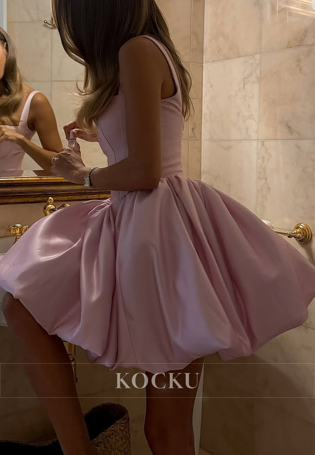 A-Line Spaghetti Straps Square Pleated Homecoming Dresses