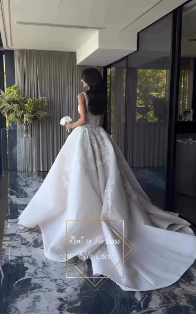 Pretty Wedding Dress Ball Gown Square Neck Lace White Wedding Dresses Bridal Gowns