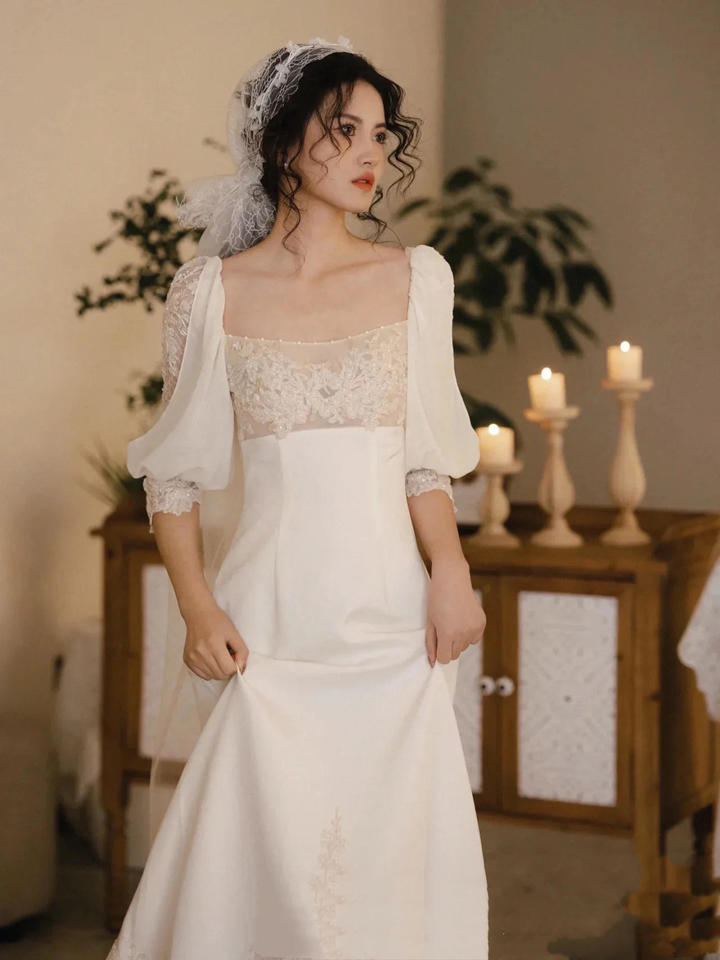 Romantic Wedding Gown Bridal Dress A Line Square Neck Satin Wedding Dress Ivory Wedding Dresses Modest Wedding Gowns