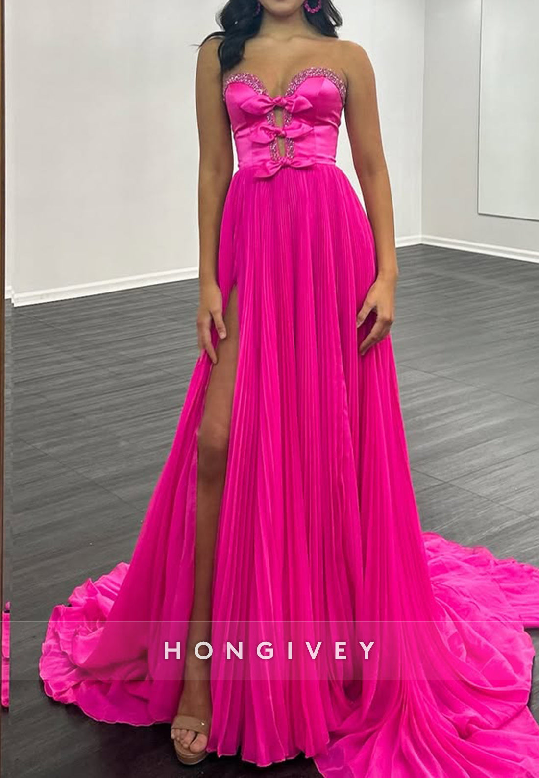 A-Line Deep V-Neck Rhinestone Ruched Party Prom Dresses With Train