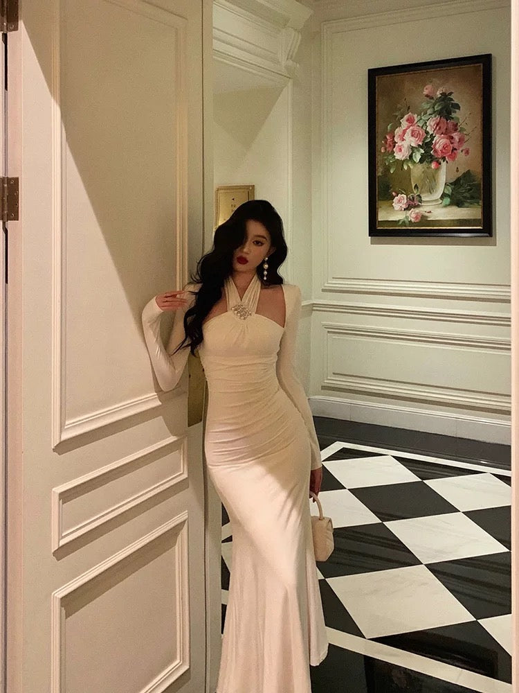 Stunning Sheath Halter Long Sleeves White Date Night Dress Ruffles Prom Dresses Birthday Outfit