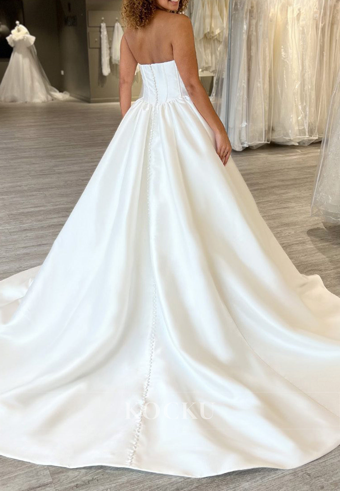 White Satin Sweetheart Buttons-Up Back A-Line Wedding Dress with Pockets