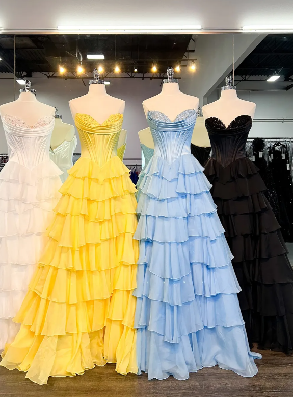 A-Line Sweetheart Sleeveless Floor-Length Pleated Lace Stripe Prom Dress with High Slit Formal Gown