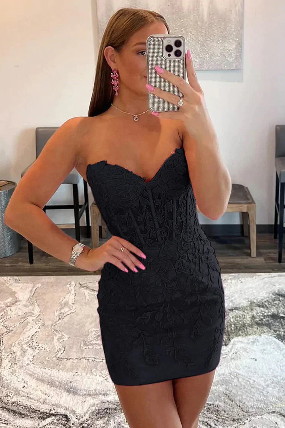 Bodycon Sweetheart Hot Pink Short Homecoming Dress with Appliques