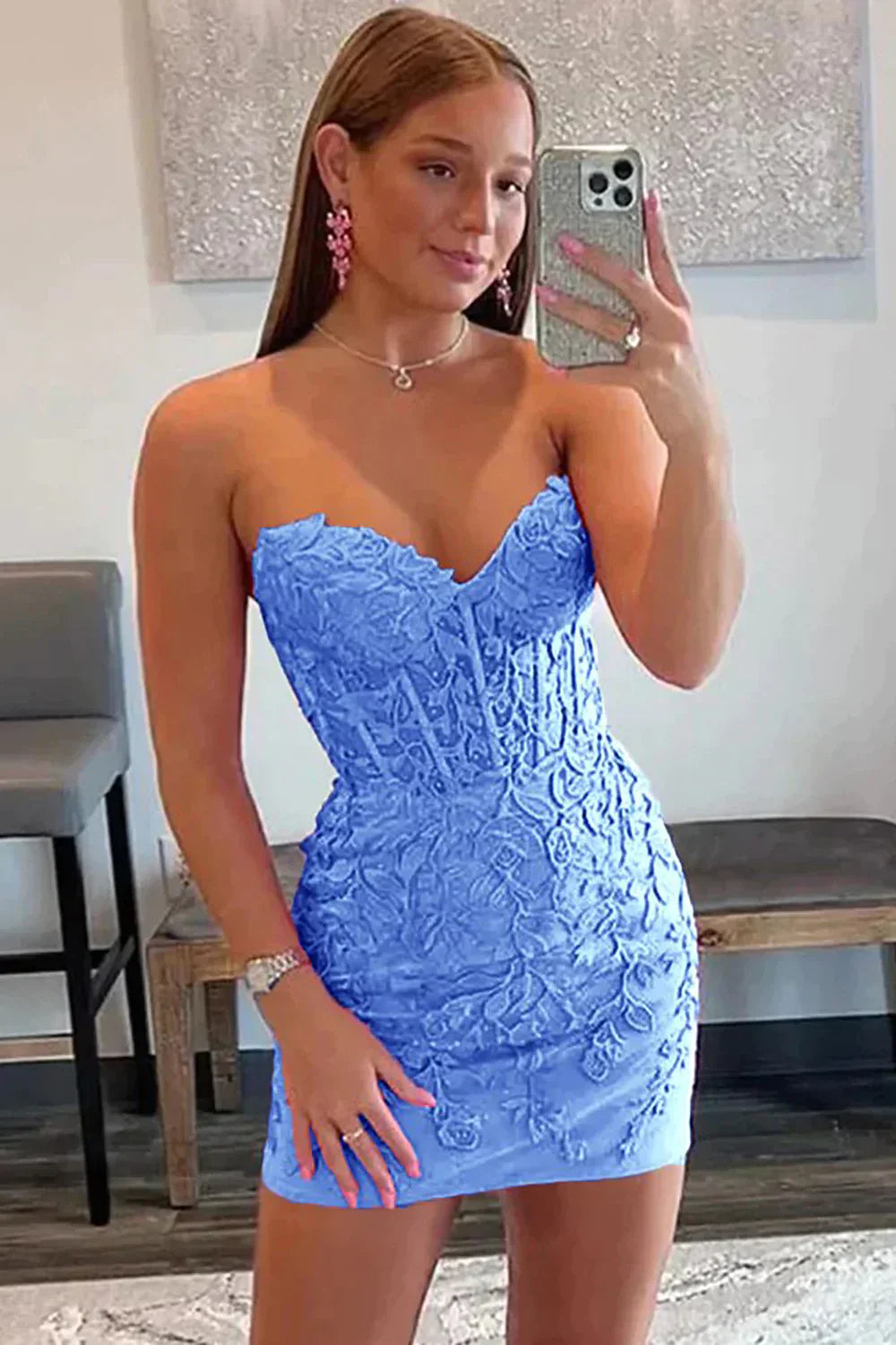 Bodycon Sweetheart Hot Pink Short Homecoming Dress with Appliques