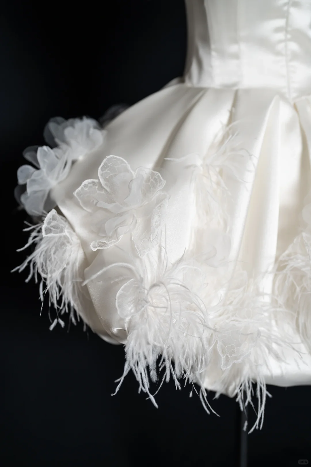 Sweet White Satin Lace Appliques Strapless A Line 18th Birthday Outfits Homecoming Dress S810