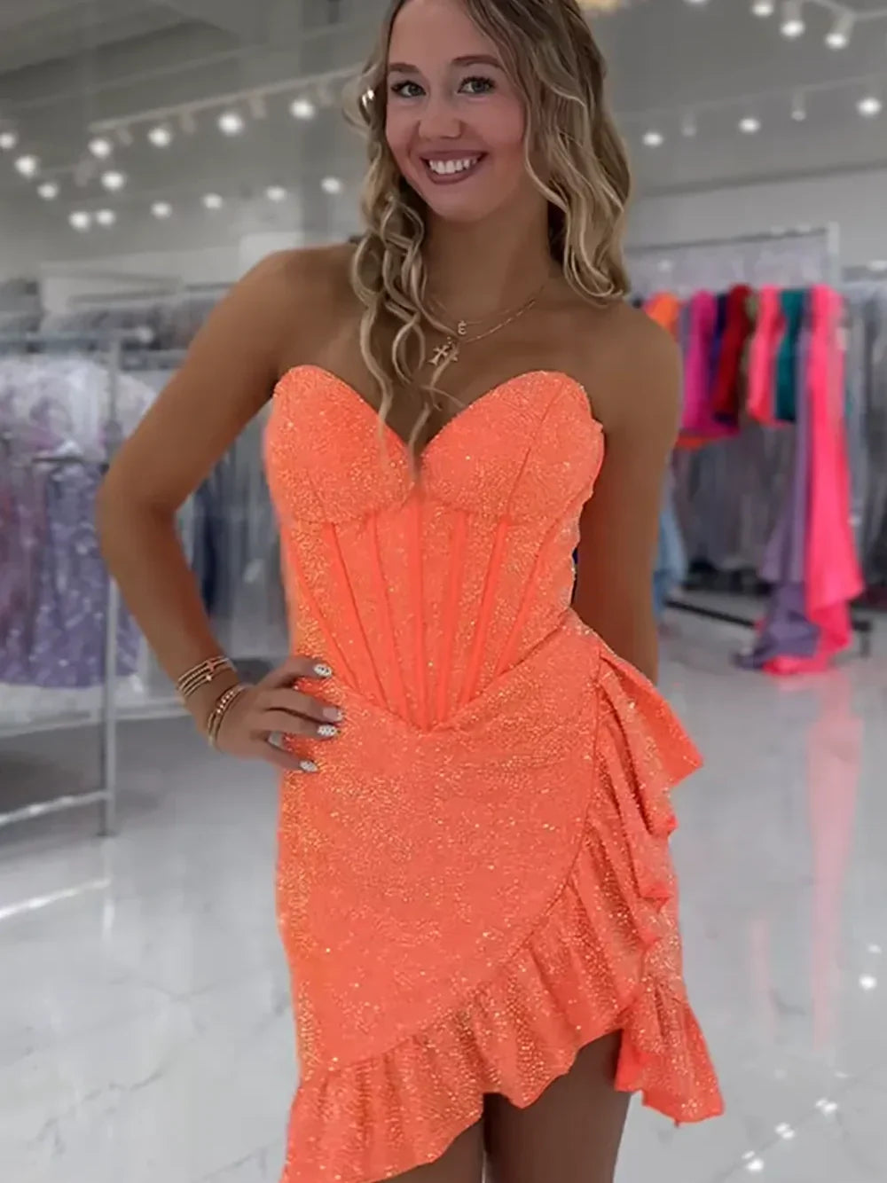 Stunning Bodycon Sweetheart Orange Short Homecoming Dress with Beading