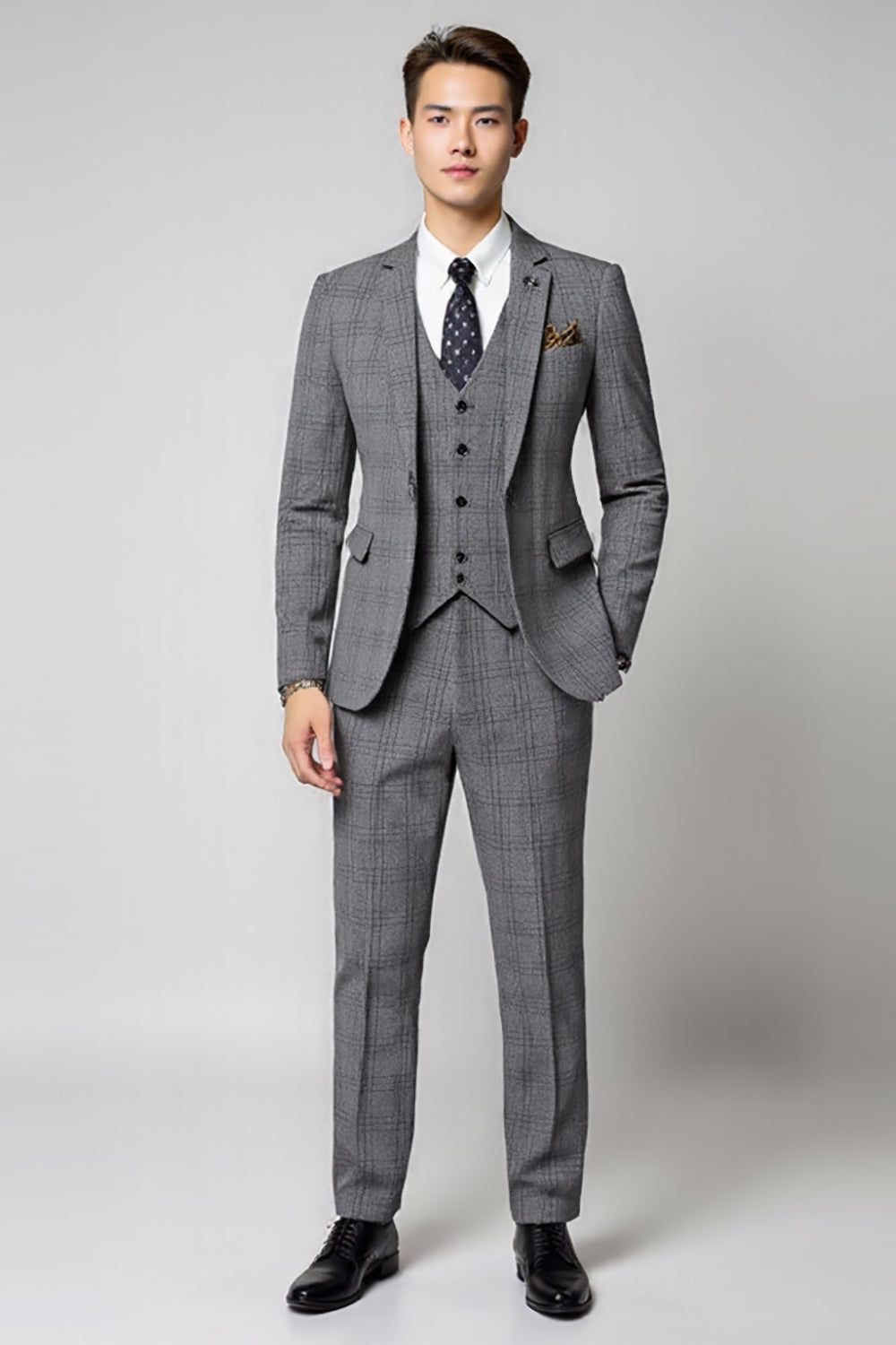 Grey Plaid Notched Lapel 3 Pieces Men's Prom Suits