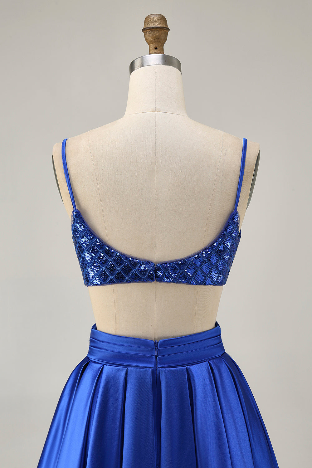 Sparkly A-Line Sequins Cut Out Short Royal Blue Homecoming Dress