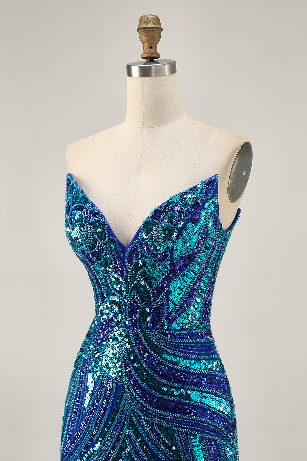 Sparkly Sequins Purple Strapless Tight Short Homecoming Dress