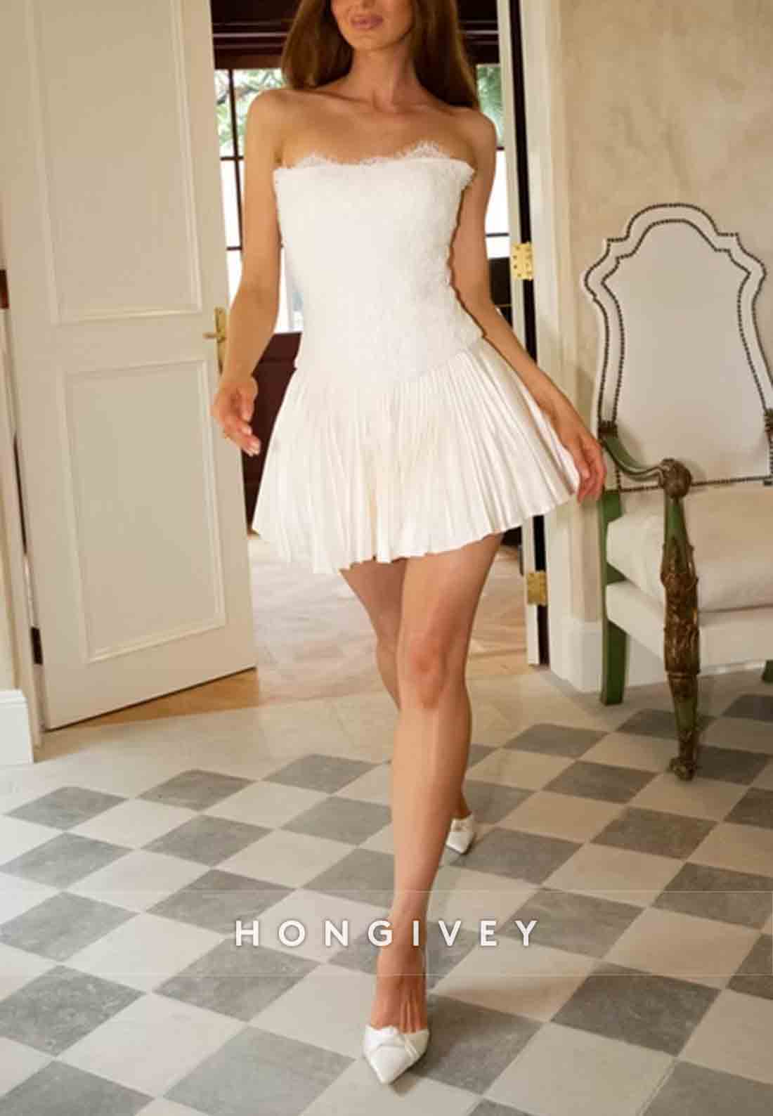 Strapless Pleated Sleeveless A-line Mini Wedding Dresses