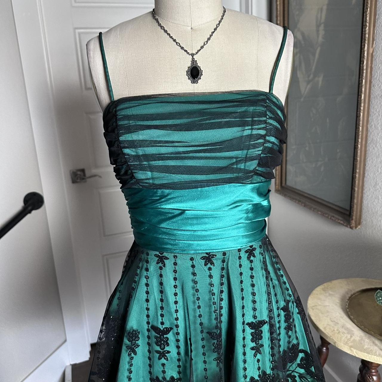 Vintage Green Spaghetti Straps Short A Line Homecoming Dress Cocktail Dress D078