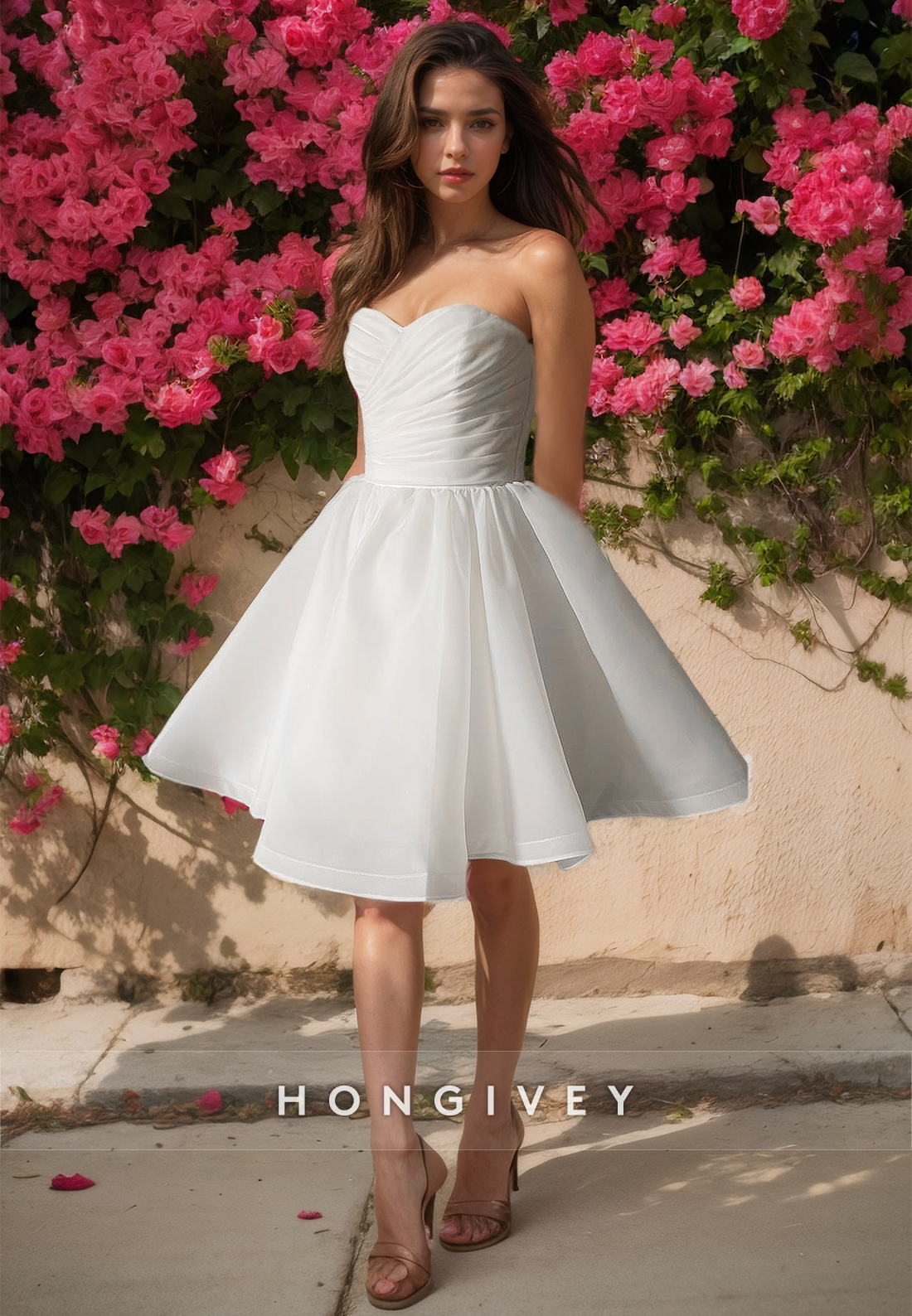 Chic A-Line Sweetheart Strapless Ball Gown Wedding Dress