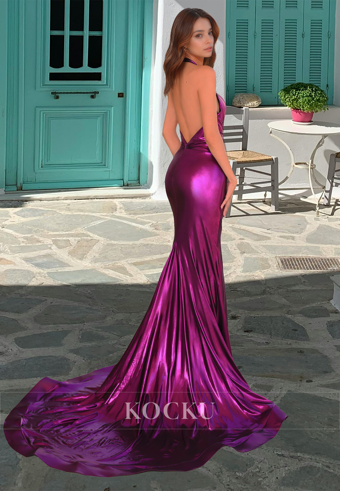 Striking Halter V-Neck Sleeveless Mermaid Pleated Long Prom Formal Party Dress with Train
