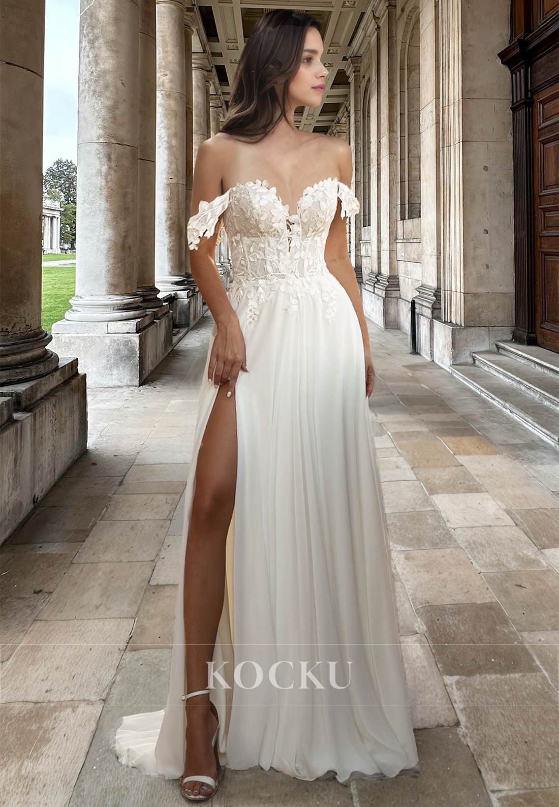 Off-Shoulder Sweetheart A-Line Sleeveless Sweep Train Appliques Bridal Gown with Slit