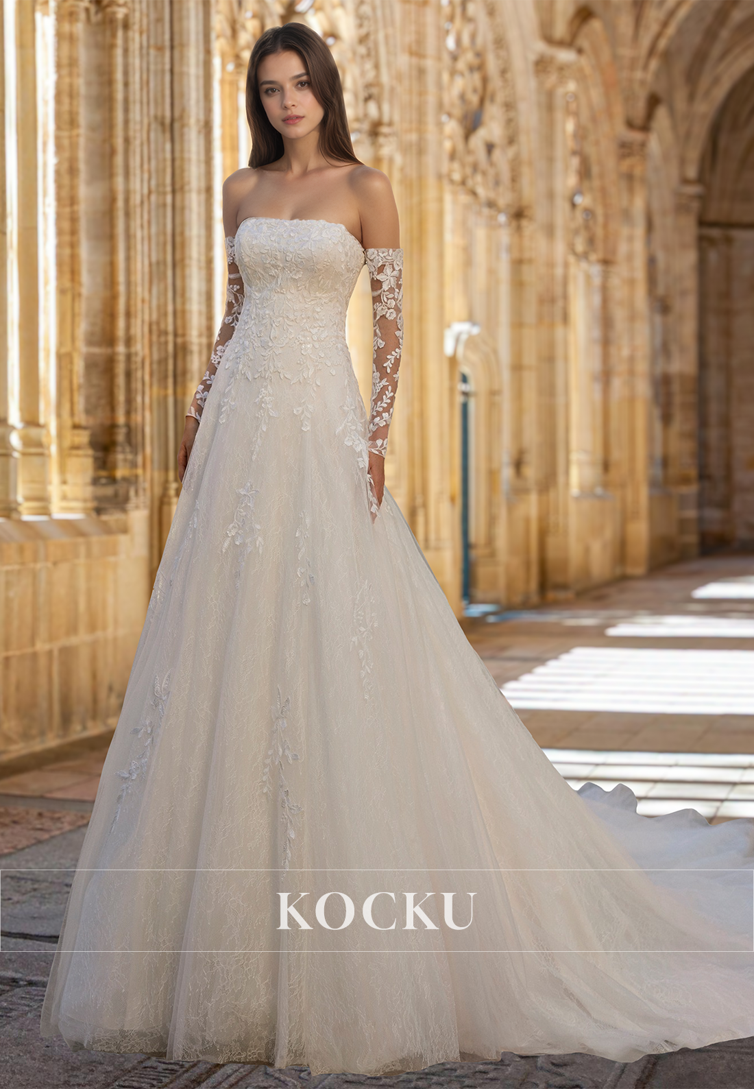 Romantic Tube Top A-Line Long Sleeves Sweep Train Lace Pleats Wedding Dress with Appliques