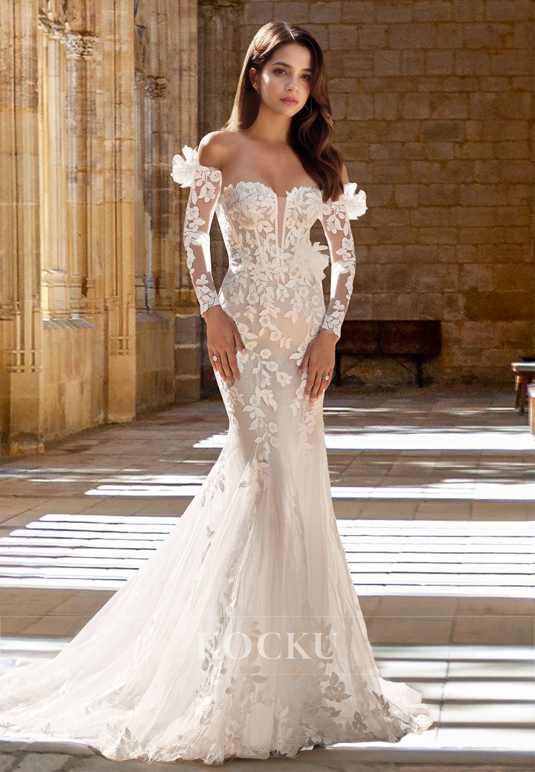 Romantic Sweetheart Long Sleeves Mermaid Appliques Lace Beach Wedding Dress with Train