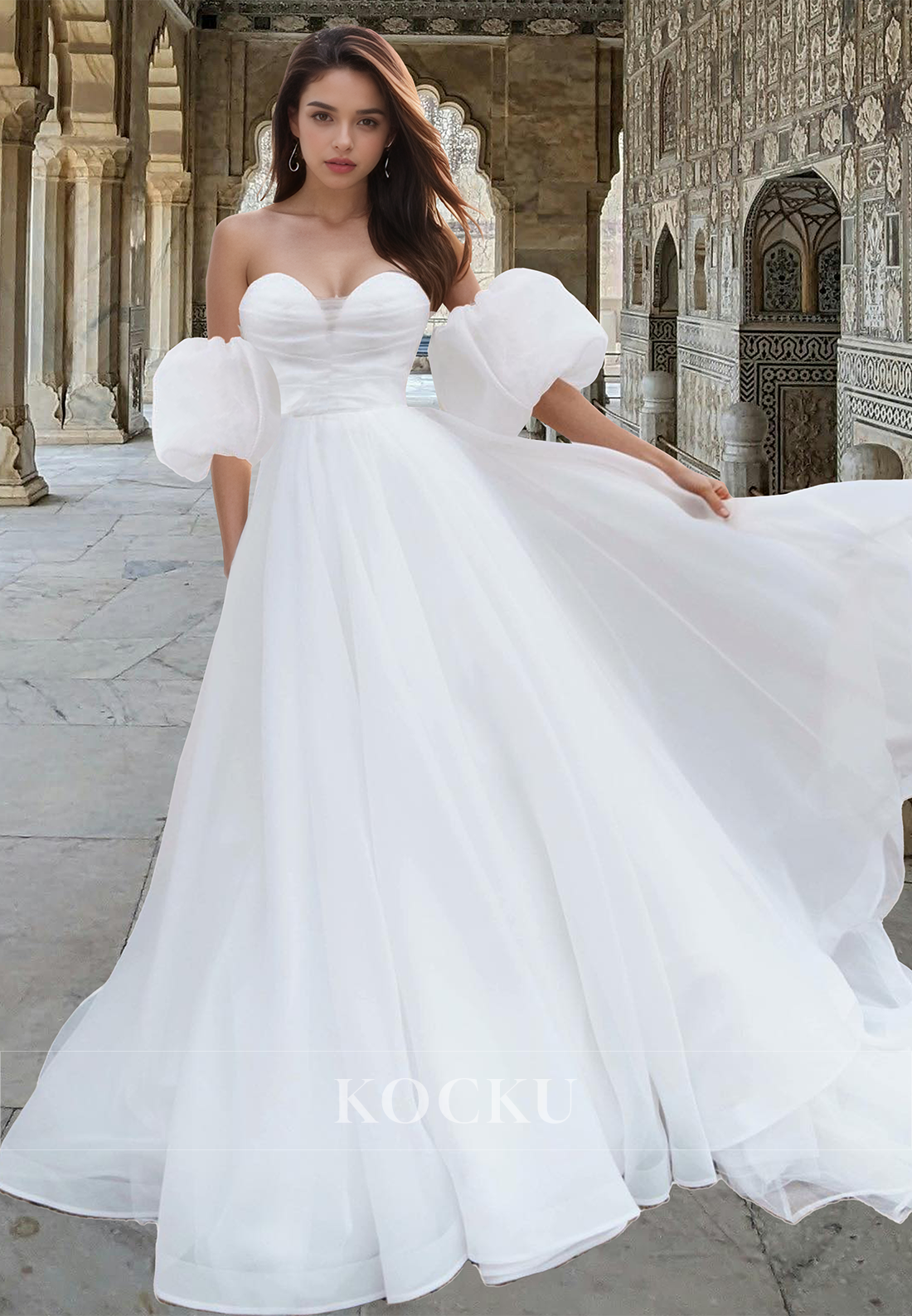 Classic Sweetheart A-Line Puff Sleeves Pleated Tulle Bridal Gown with Train Wedding Dress