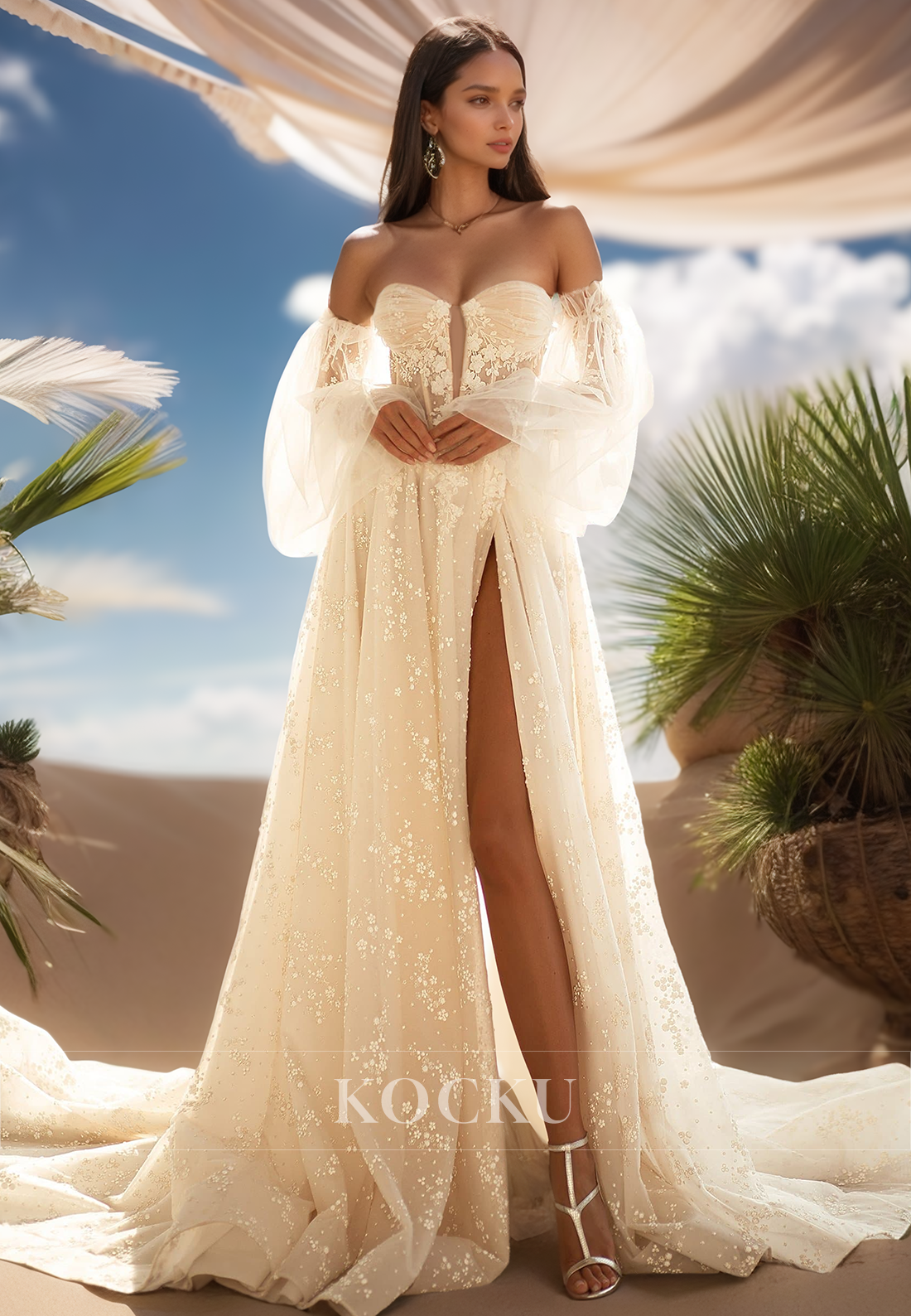 Romantic Sweetheart A-Line Long Sleeves Beaded Lace Wedding Dress Bridal Gown with Appliques