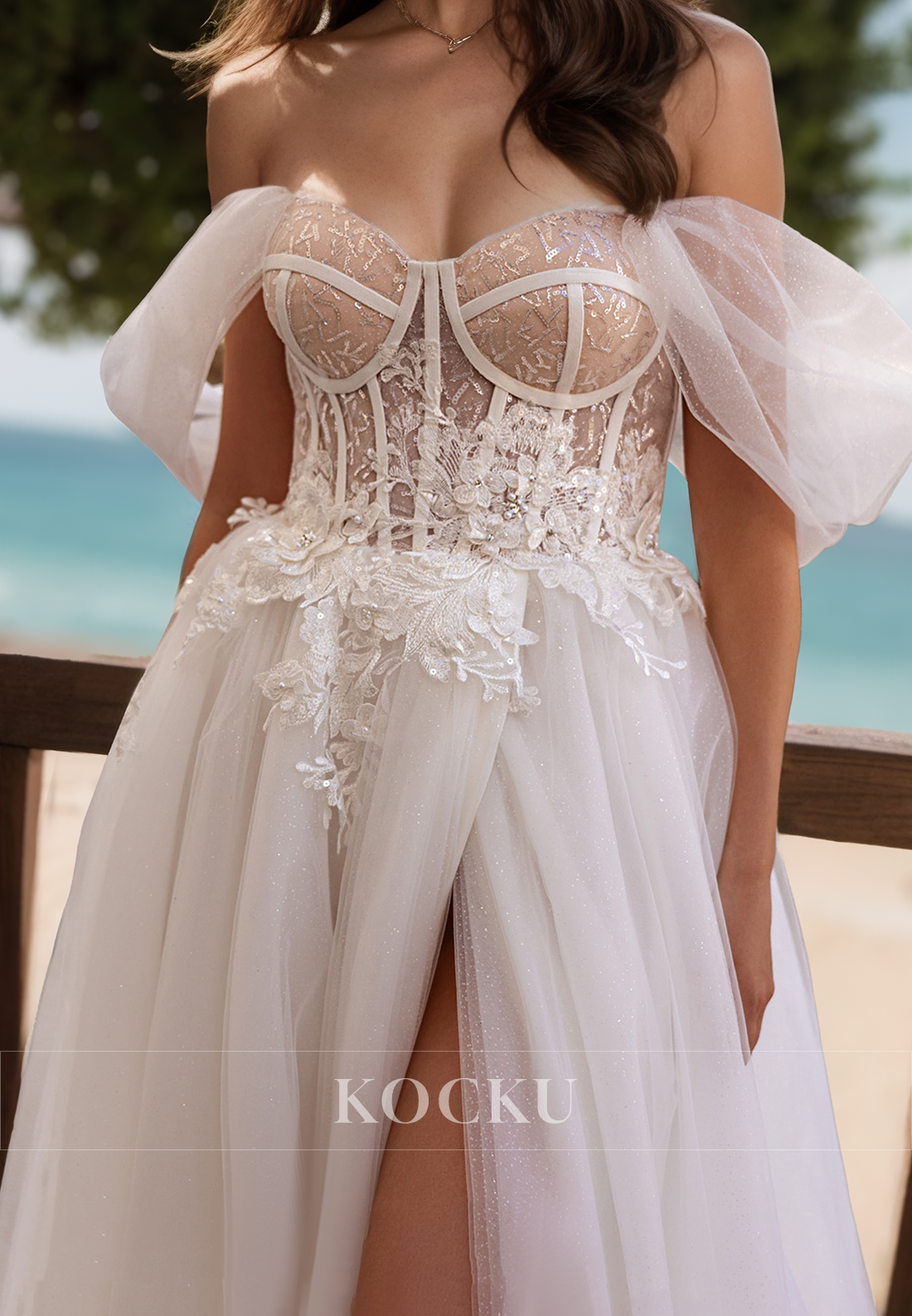 Chic Off-Shoulder Sweetheart A-Line Appliques Lace Wedding Dress Boho Gowns with Slit