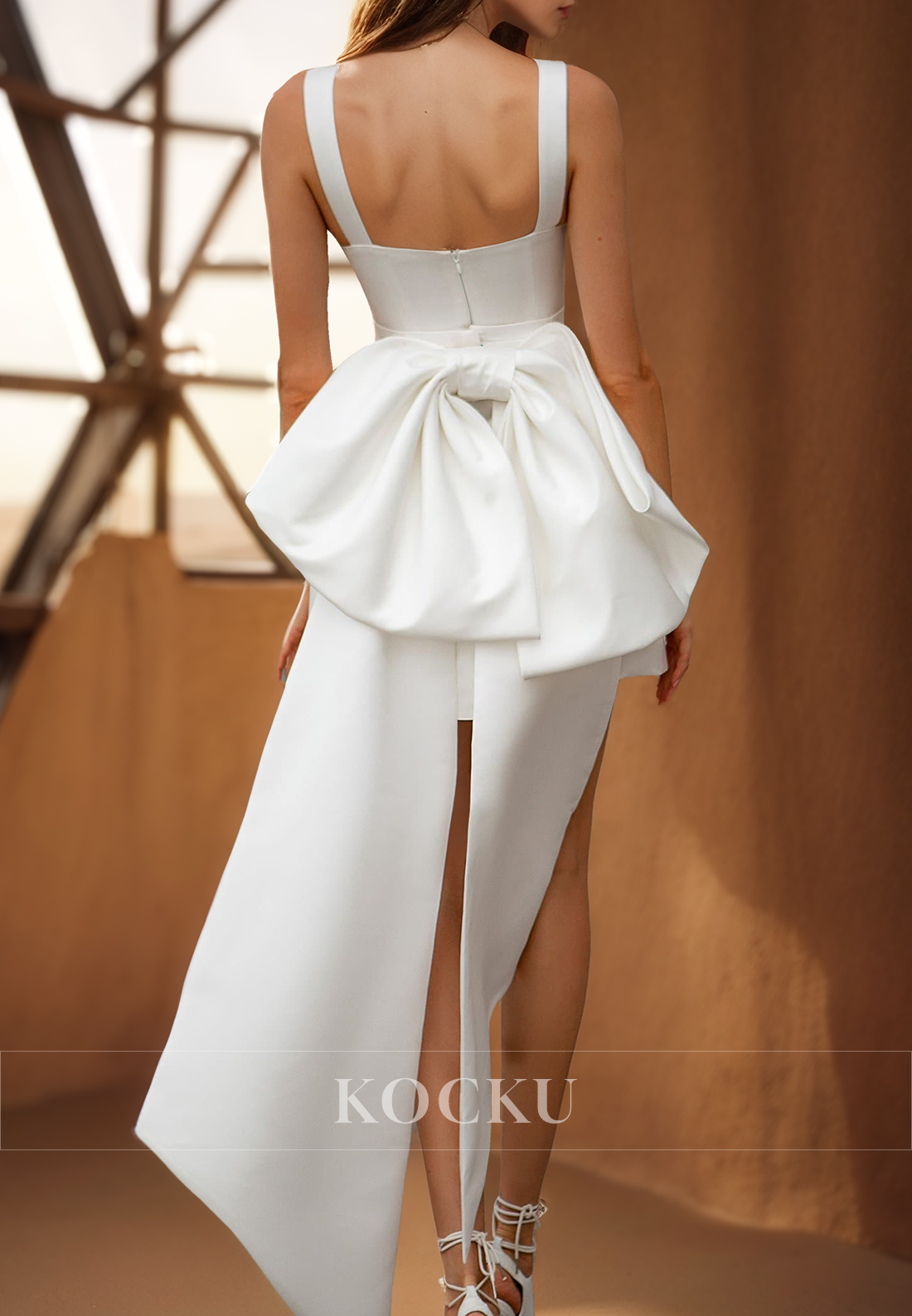 Bohemian Sqaure Neck Straps A-Line Short Satin Beach Wedding Dress with Bows