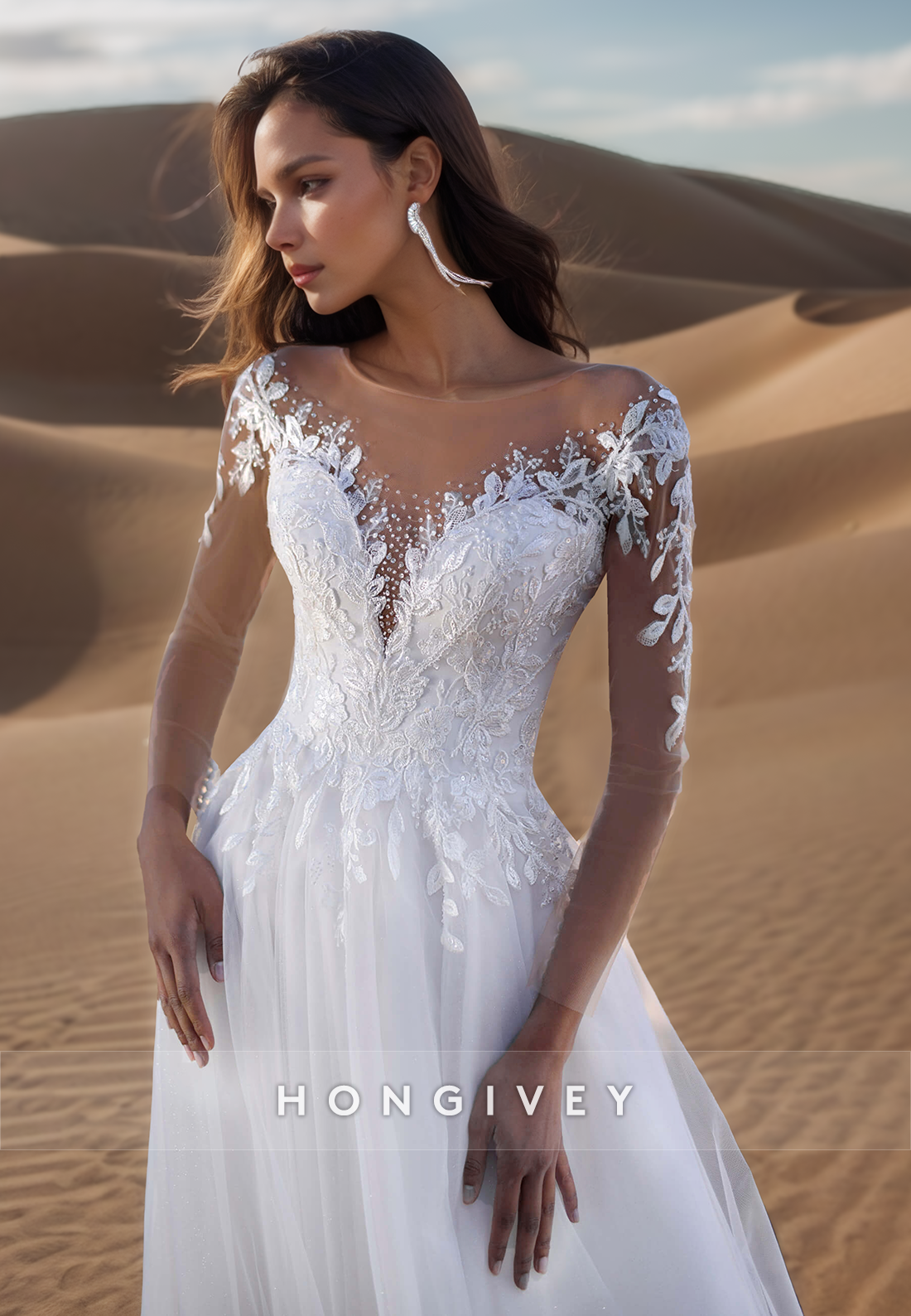 A-Line Lace appliques Organza Long Sleeves Beach Wedding Dresses with  Train