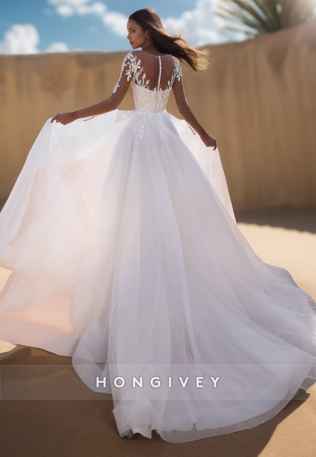 A-Line Lace appliques Organza Long Sleeves Beach Wedding Dresses with  Train