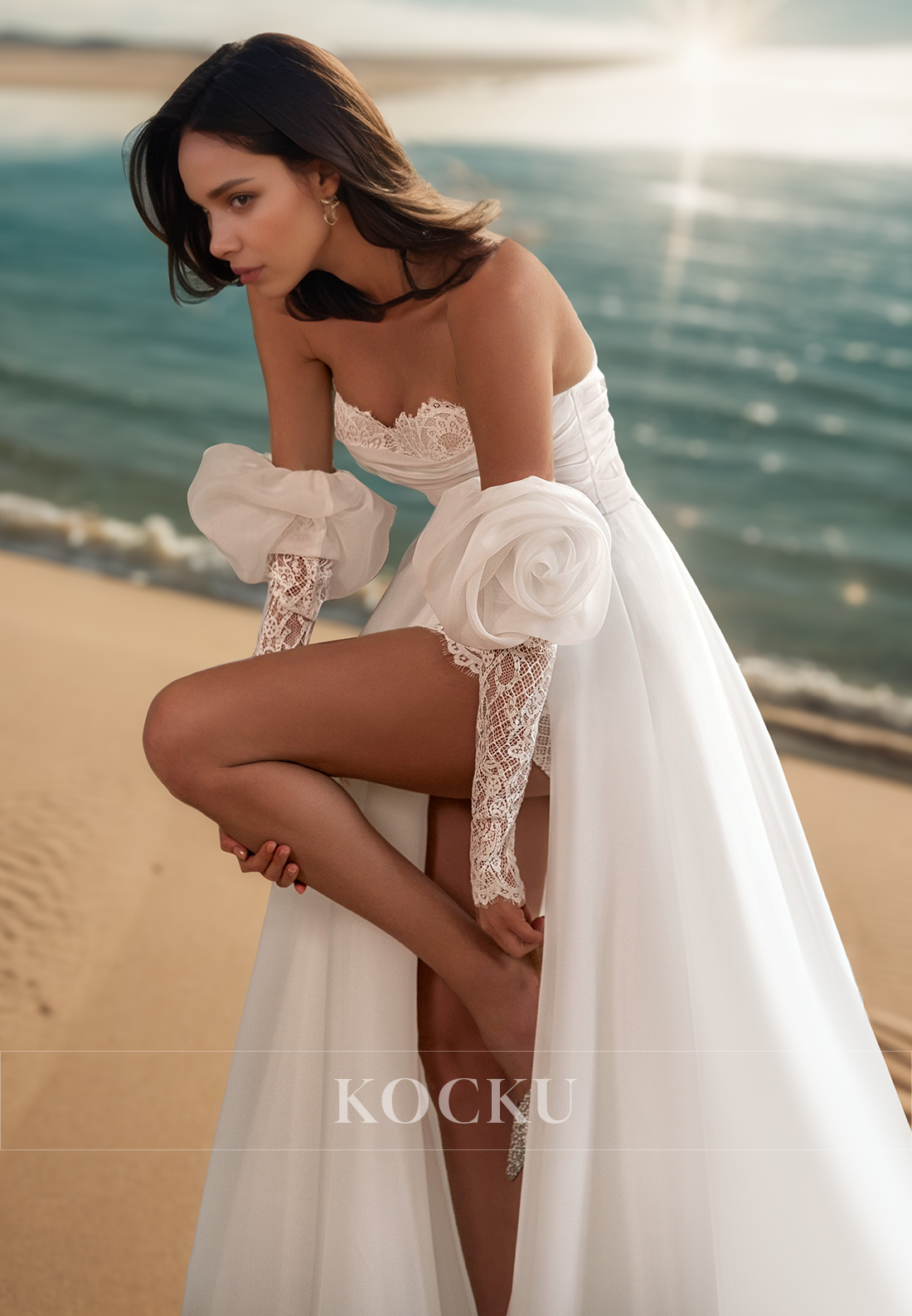 Classic Sweetheart Sleeves Appliques A-Line Lace Wedding Dress Bridal Gowns with Slit