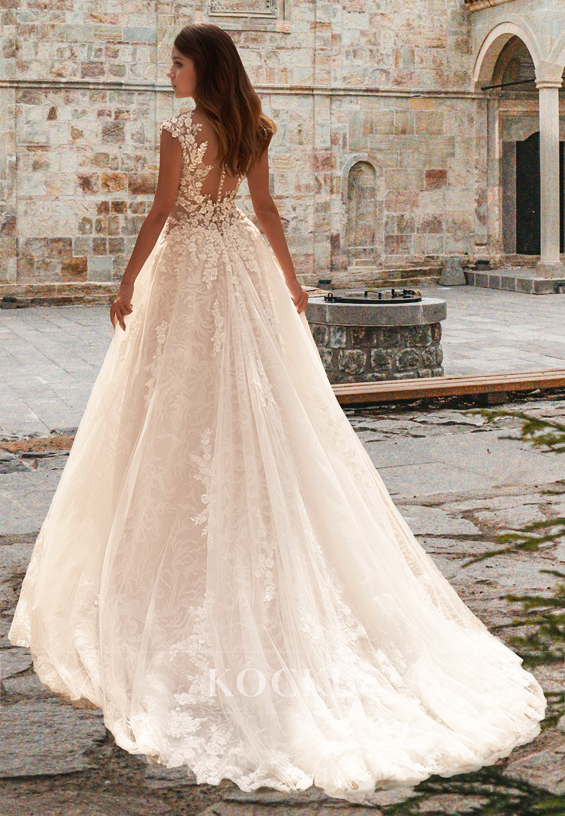 Romantic Cap Sleeves A-Line V-Neck Appliques Pleats Lace Boho Wedding Dress with Train
