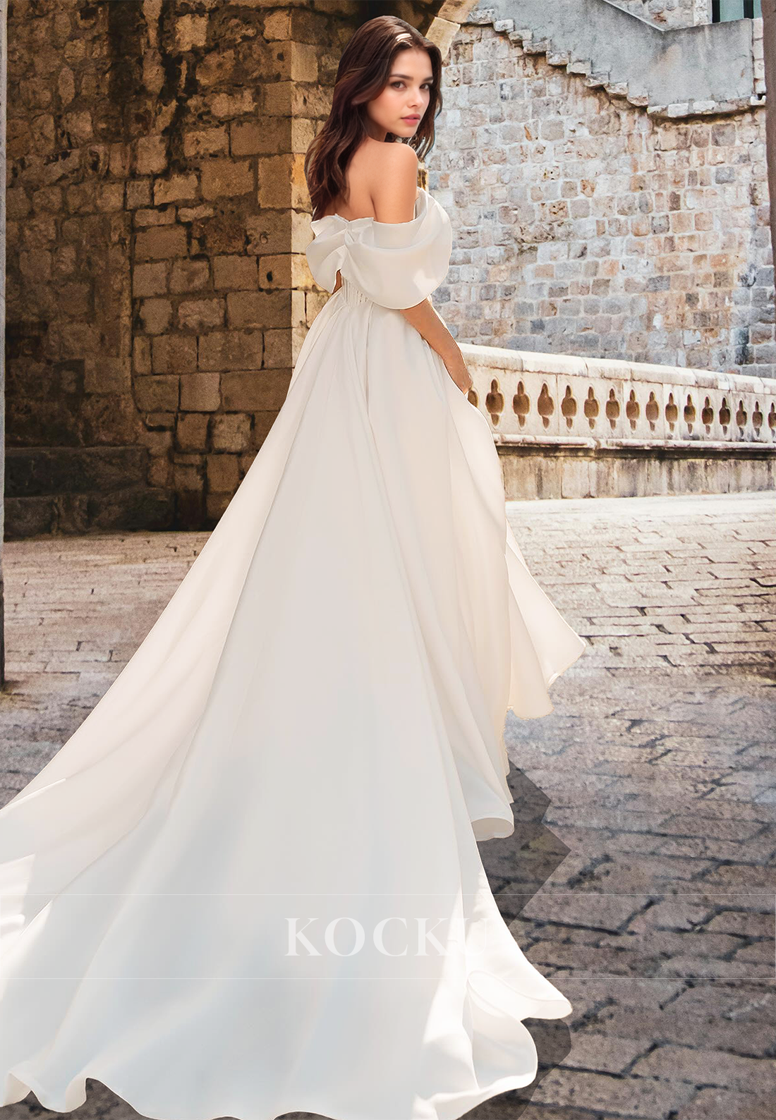 Classic A-Line Off Shoulder Sleeveless Stripe Satin Pleats Bridal Gowns Wedding Dress with Train