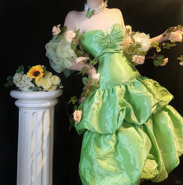Classy Green Sweetheart Neck Satin A-Line Short Homecoming Dress Birthday Outfits S759