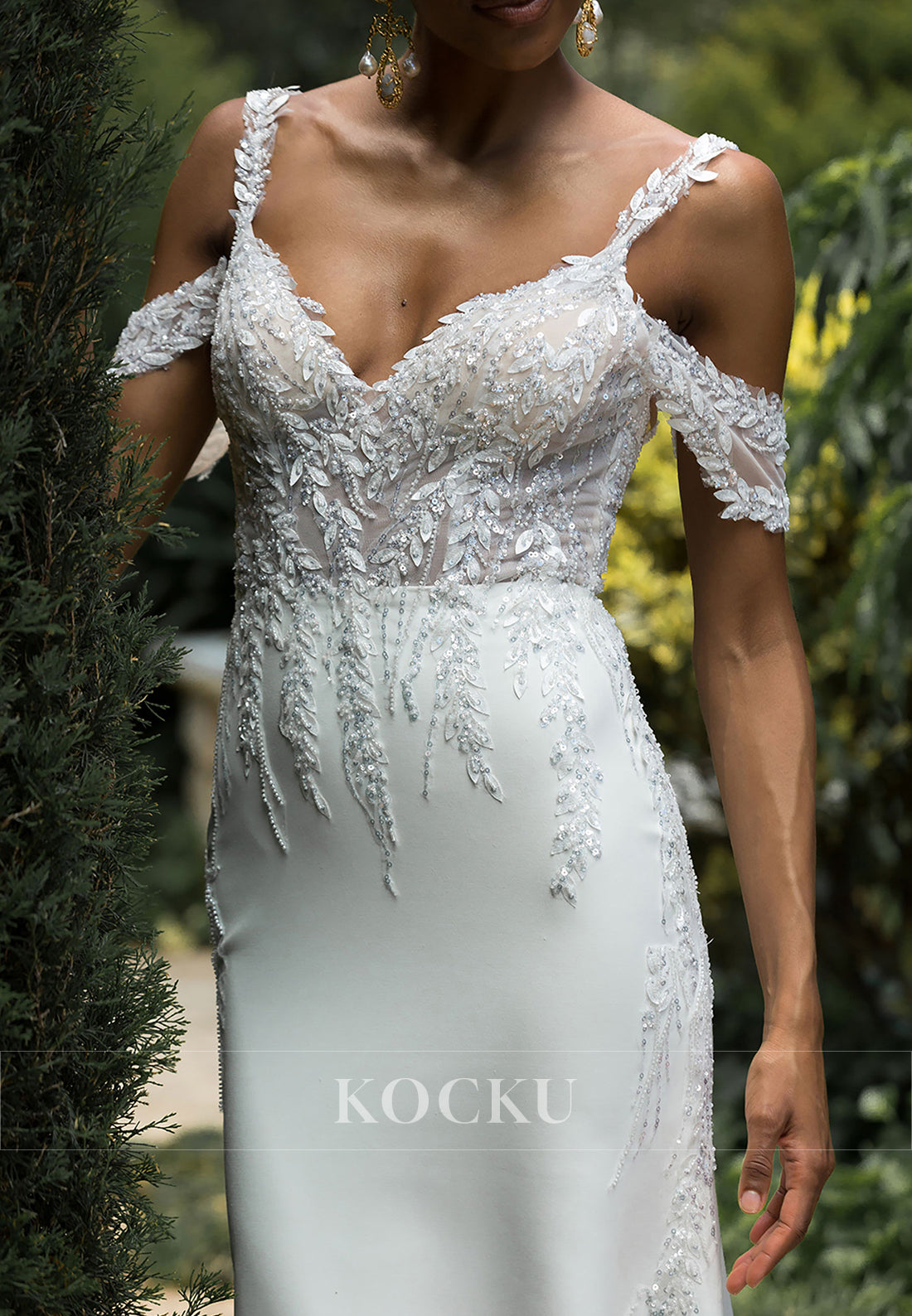 Romantic Off - Shoulder Bridal Gown with Lace Bodice, Mermaid Silhouette & Train