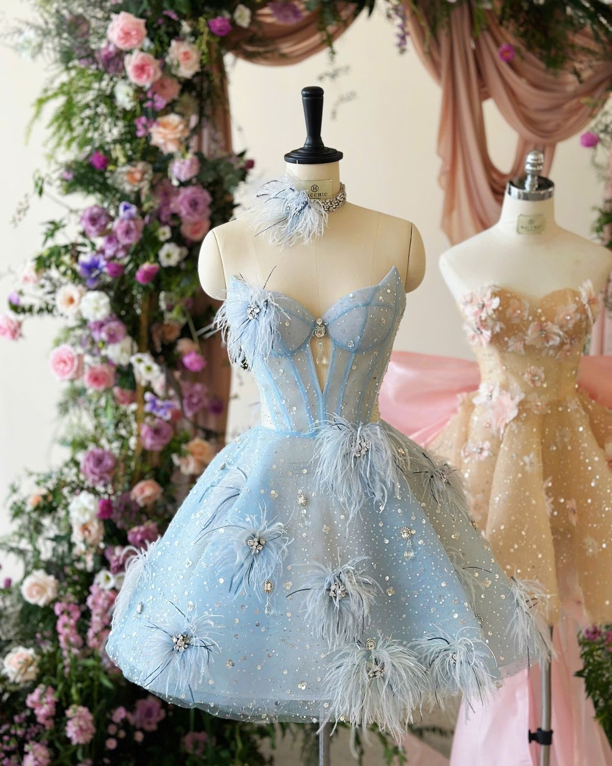 Classy Sweetheart Neck Blue Tulle Sequin Beaded Short Birthday Outfits Strapless A Line Homecoming Dress S857