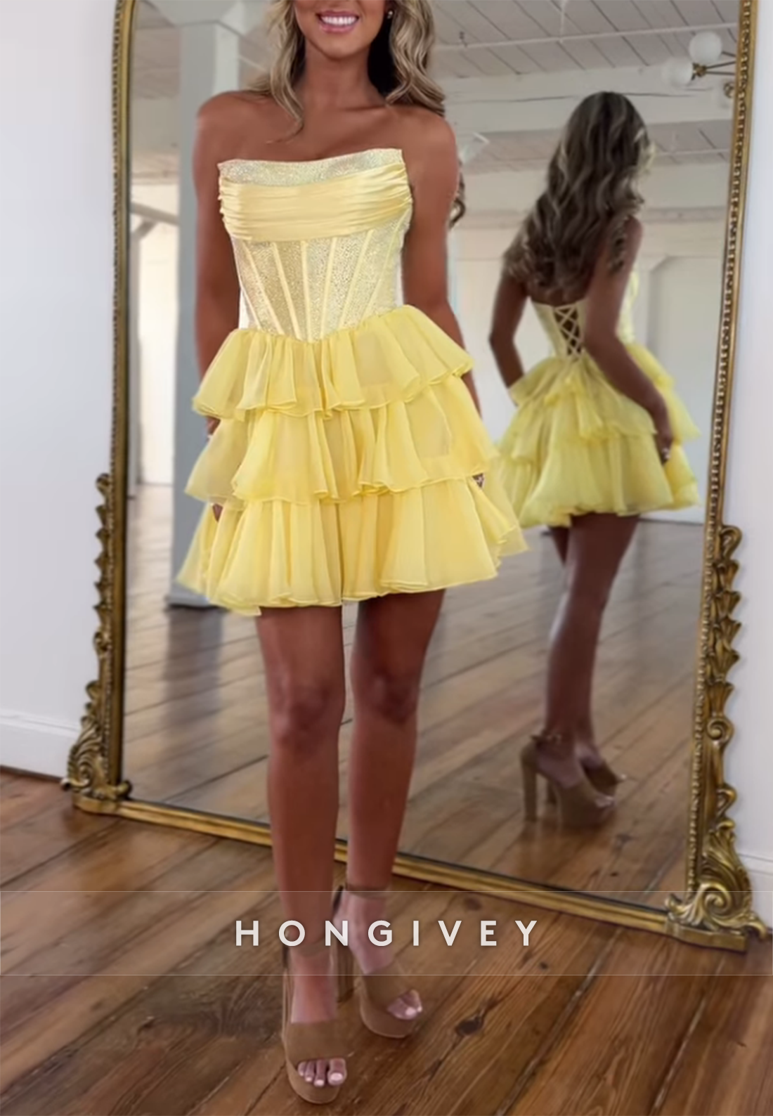 A-Line Strapless Ruched Crisscross Back Pleated Short Homecoming Dresses