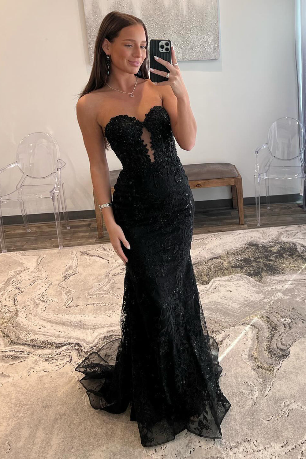 Stunning Black Sweetheart Backless Mermaid Long Prom Dress with Appliques - Fashionpara