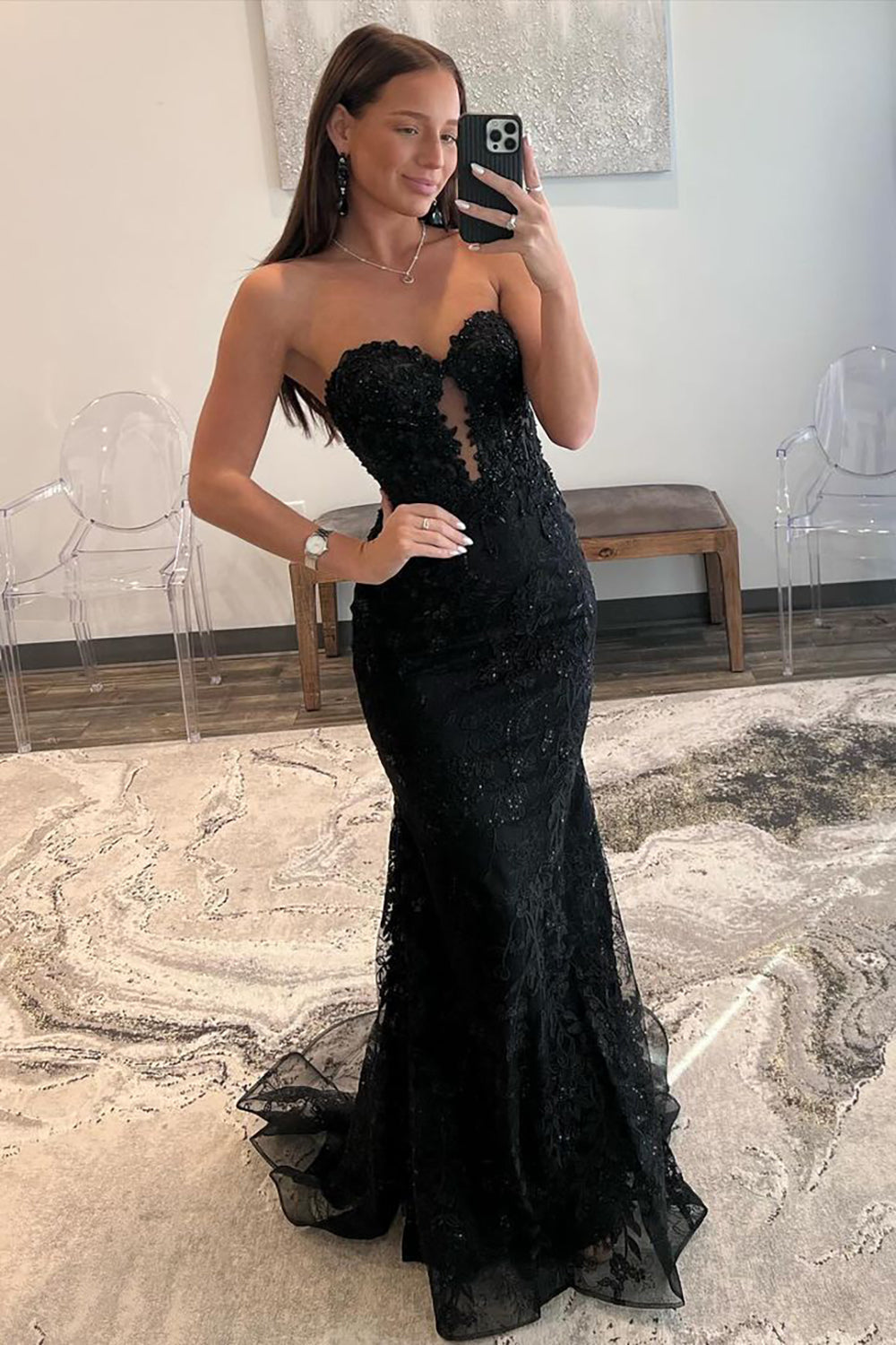 Stunning Black Sweetheart Backless Mermaid Long Prom Dress with Appliques - Fashionpara