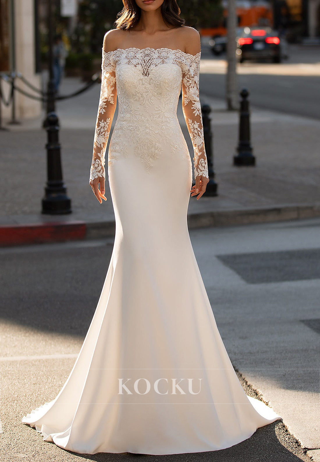 Elegant Off - Shoulder Lace Illusion Long Sleeve Mermaid Wedding Dress